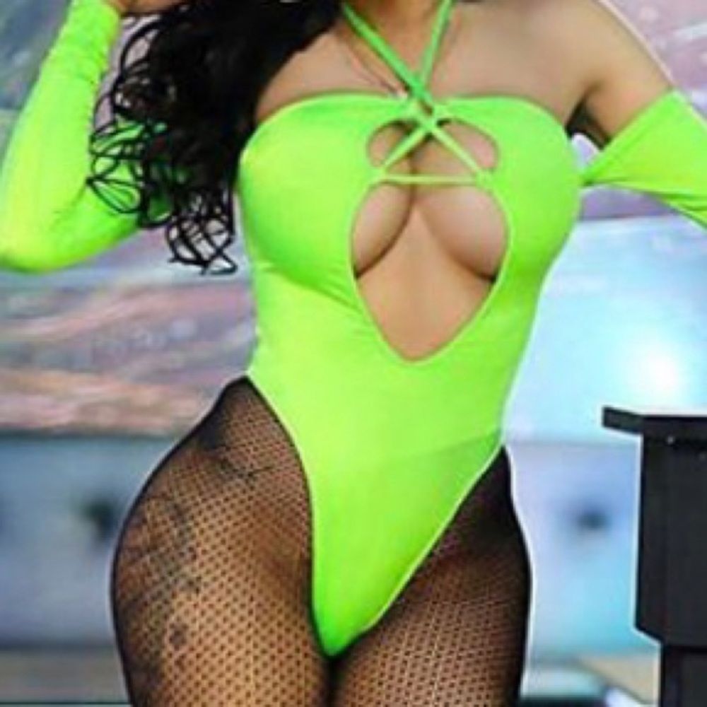 Long sleeve one piece green